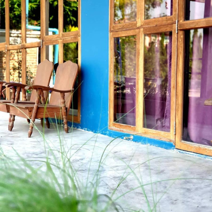 Baan Mae Khian Cafe & Boutique Hotel プラナコーン・シー・アユタヤ エクステリア 写真