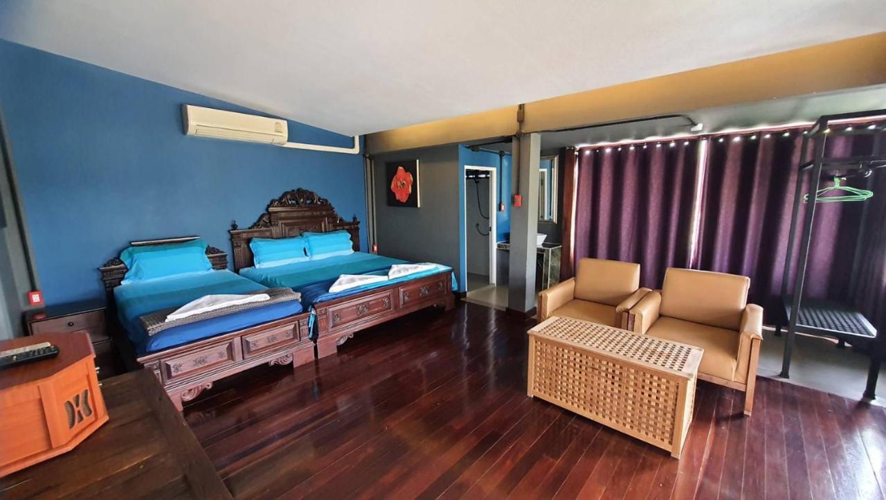 Baan Mae Khian Cafe & Boutique Hotel プラナコーン・シー・アユタヤ エクステリア 写真