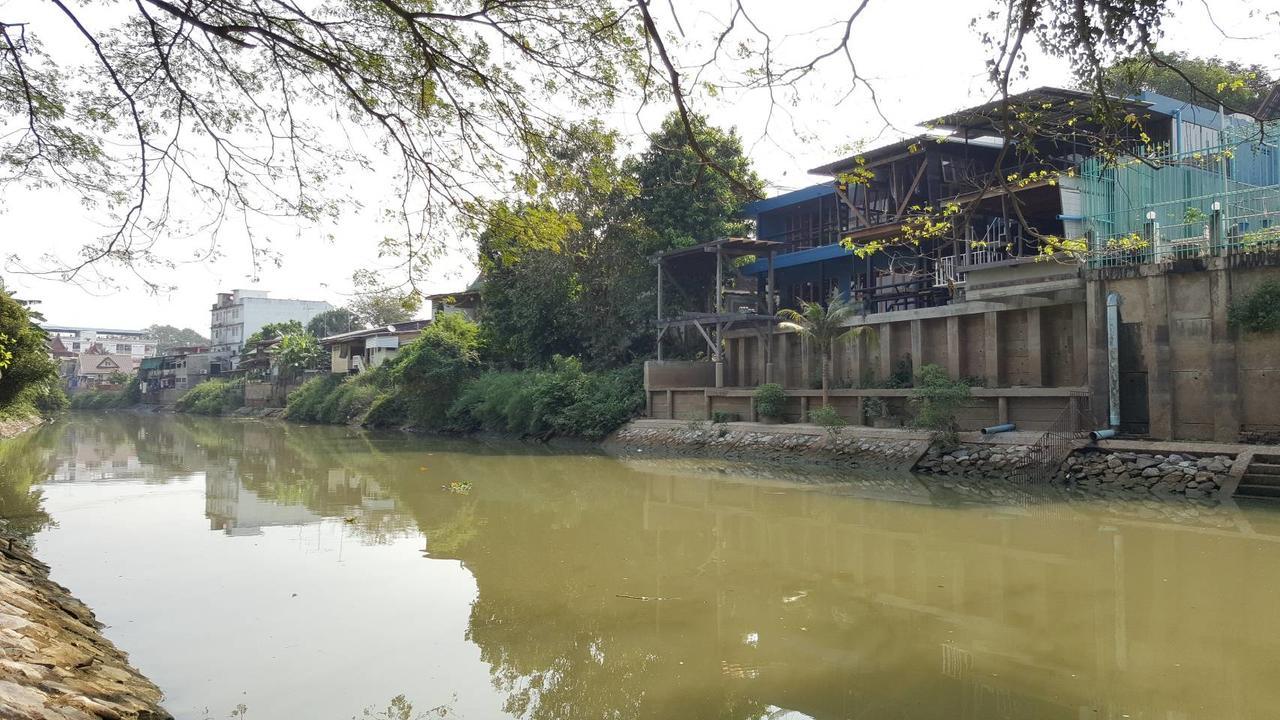 Baan Mae Khian Cafe & Boutique Hotel プラナコーン・シー・アユタヤ エクステリア 写真