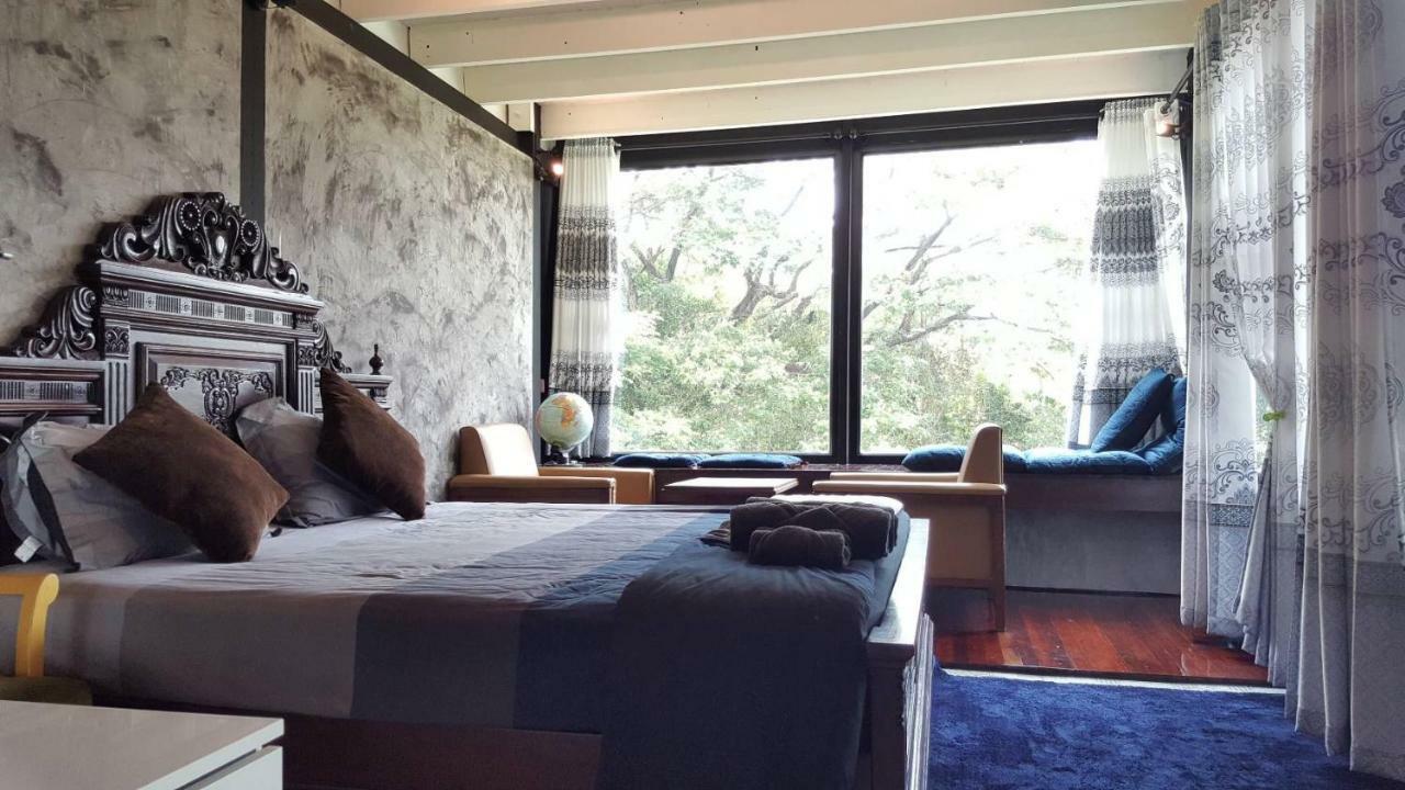 Baan Mae Khian Cafe & Boutique Hotel プラナコーン・シー・アユタヤ エクステリア 写真